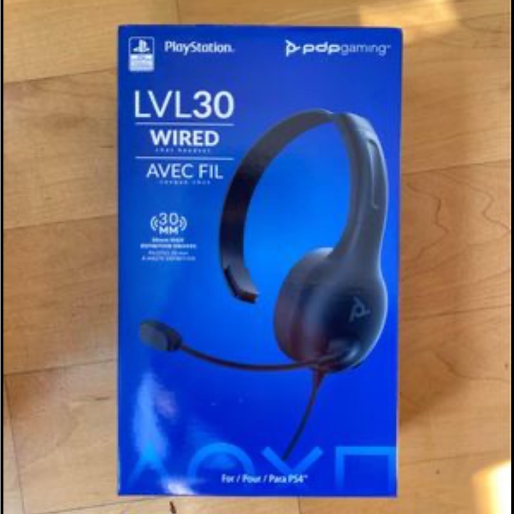 PDP LVL 30 WIRED CHAT HEADSET - brand new